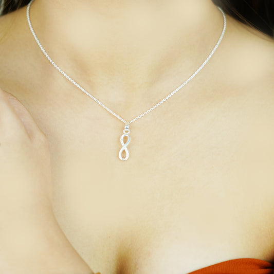 Eternal Grace – 925 Sterling Silver Infinity Necklace