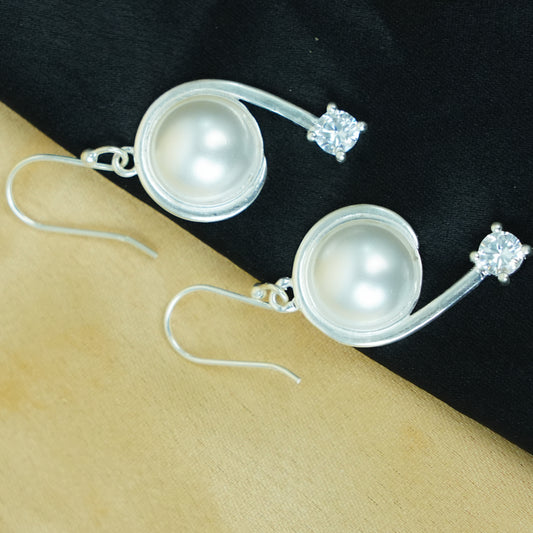Lustrella Curve” – 925 Sterling Silver Pearl Drop Earrings