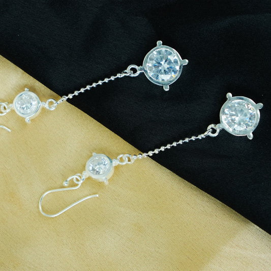 Lunara Radiance” – 925 Sterling Silver Drop Earrings