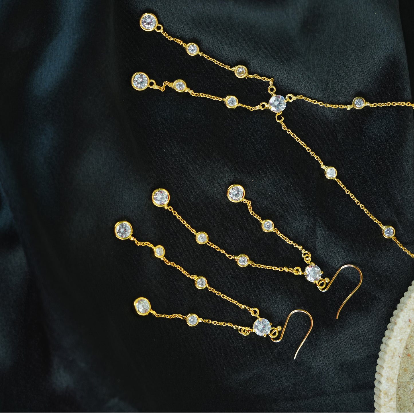 Golden plates Radiance Layered Silver Necklace