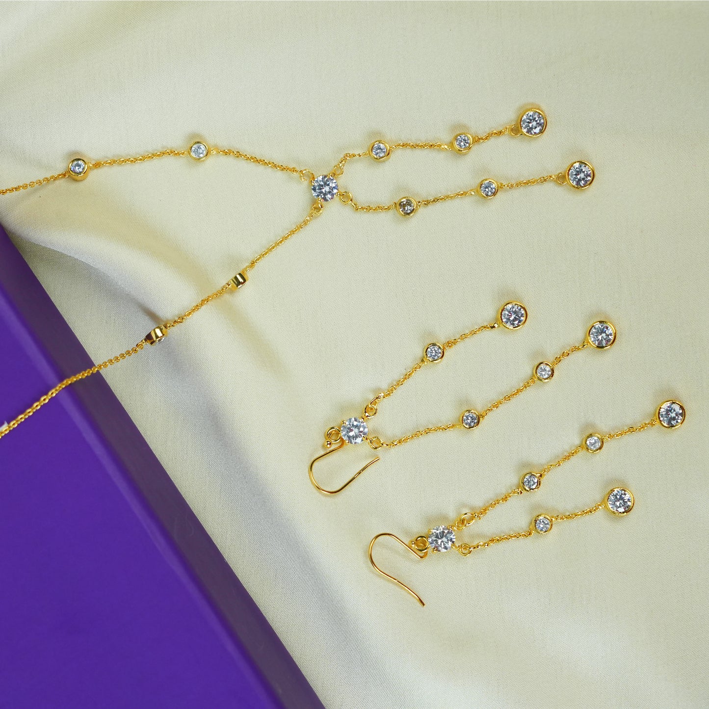 Golden plates Radiance Layered Silver Necklace
