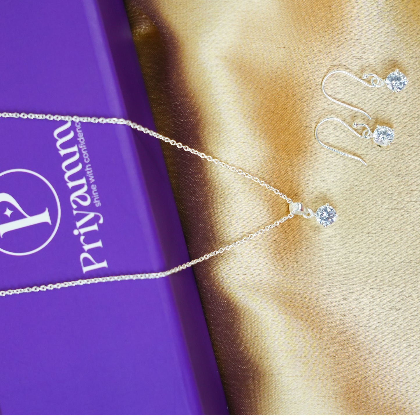 Silver Solitaire Sparkle Necklace