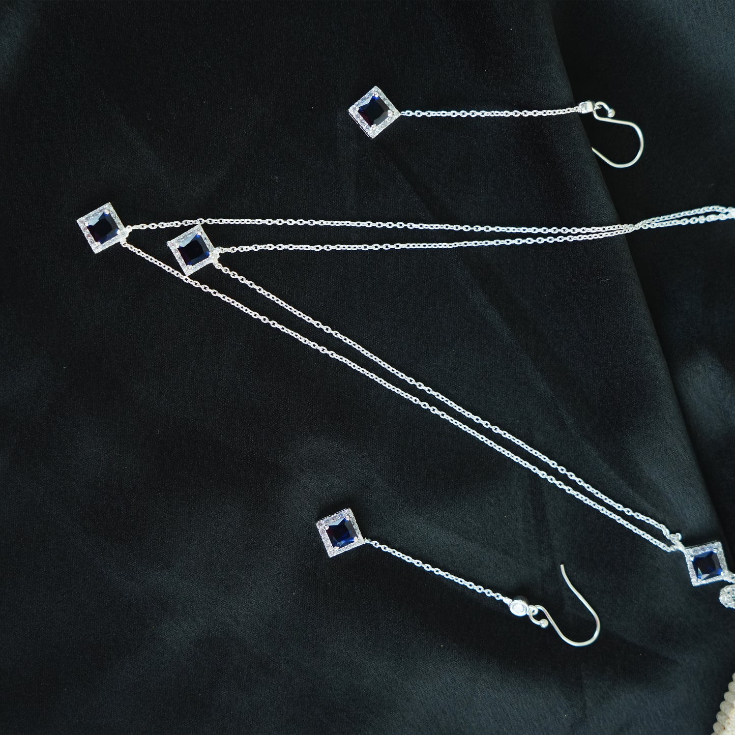 Silver Noir Layered Necklace