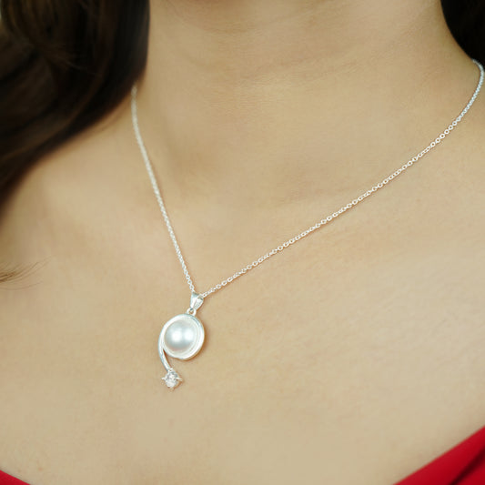 Silver Pearl Glow Pendant Necklace