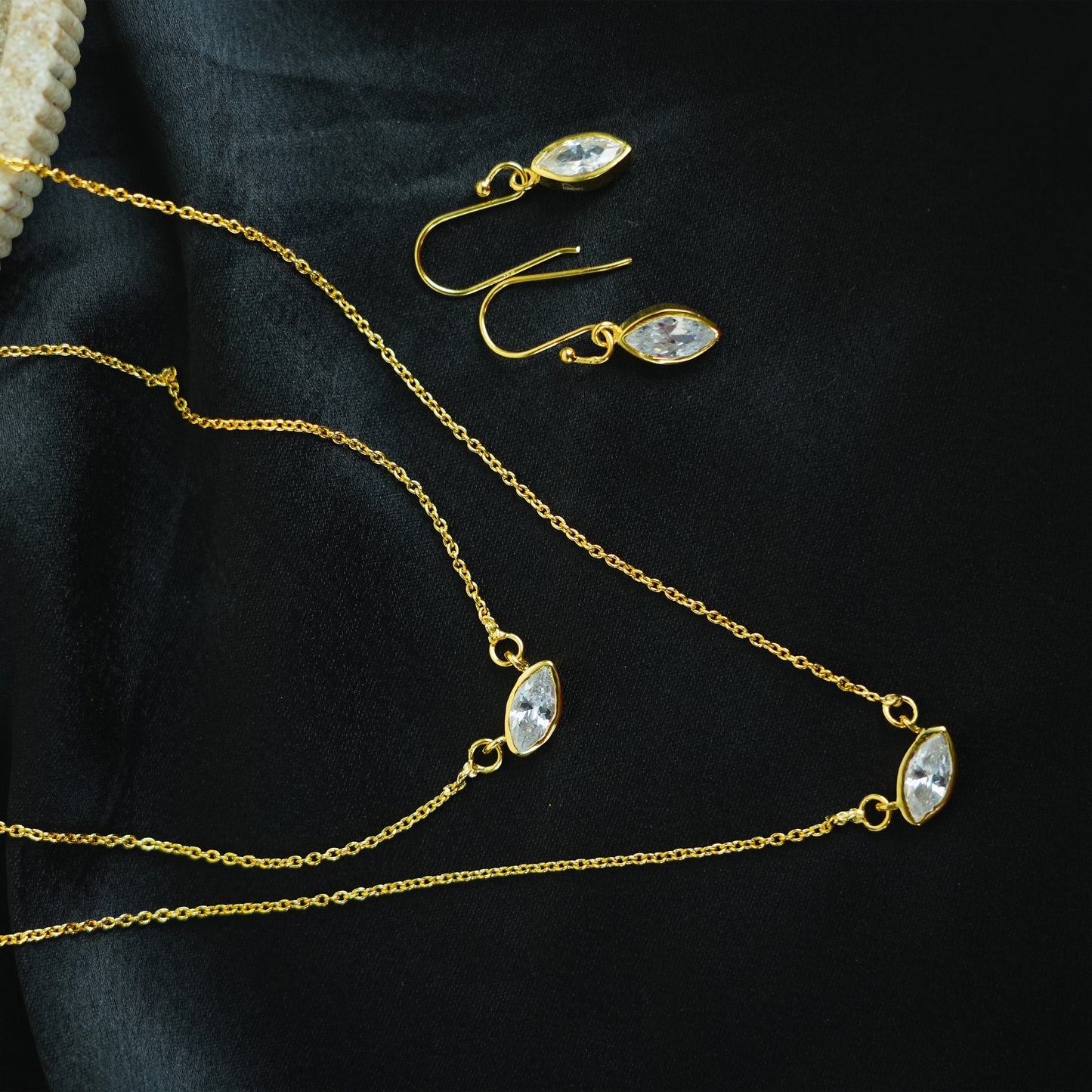 Twin Sparkle Gold Layered Pendant Necklace