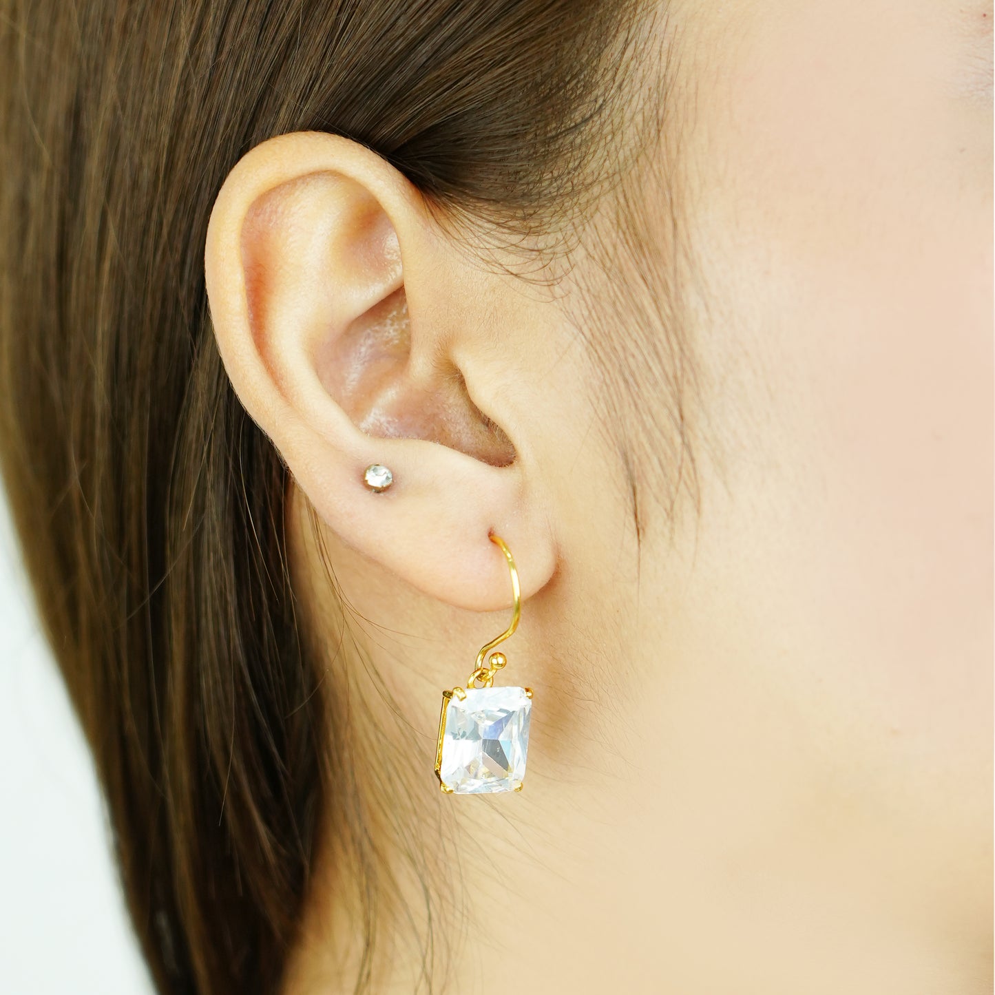 Regalia Glow” – 925 Sterling Silver Gold-Plated Statement Earrings