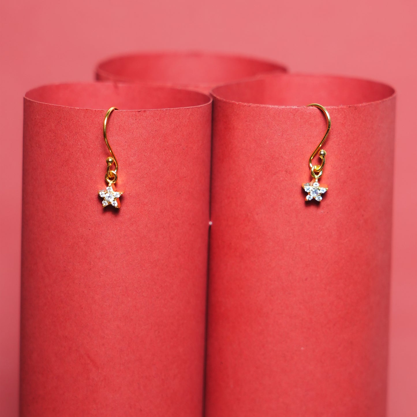 Twinkle Charm” – 925 Sterling Silver Gold-Plated Star Earrings